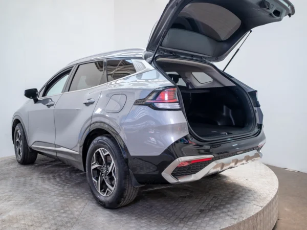 Kia SPORTAGE 2023 usado — Pompeyo Carrasco — foto 9