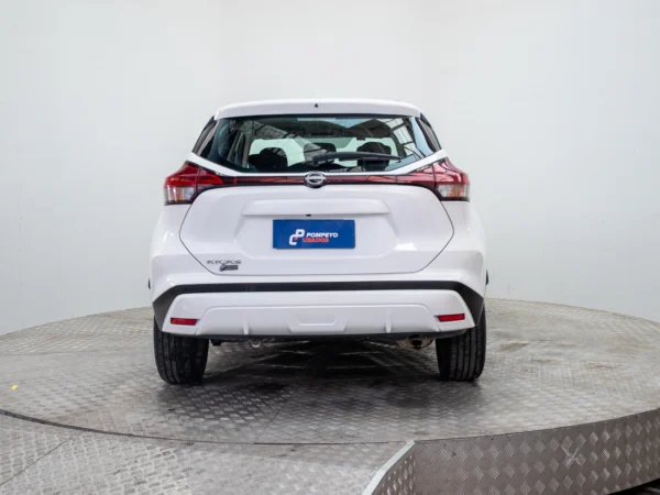 NISSAN KICKS 2023 usado — Pompeyo Carrasco — foto 5