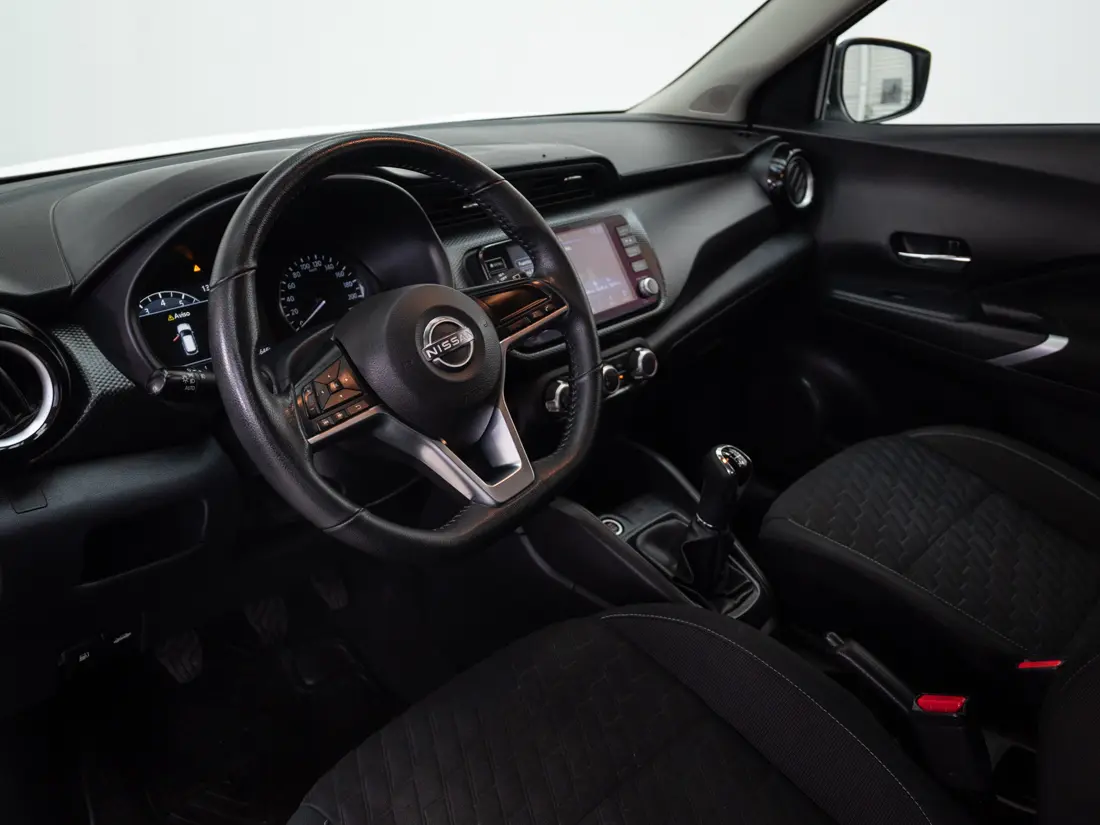 Nissan Kicks — foto 10 de 19