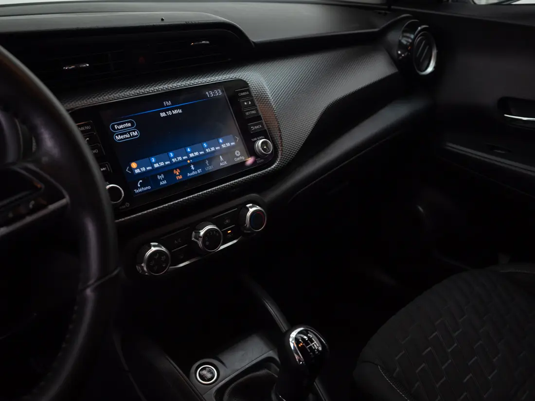 Nissan Kicks — foto 11 de 19