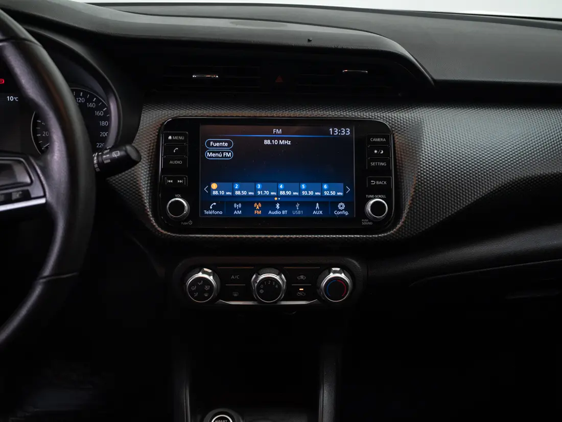 Nissan Kicks — foto 15 de 19