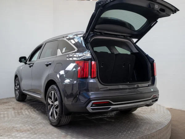 Kia SORENTO 2023 usado — Pompeyo Carrasco — foto 9