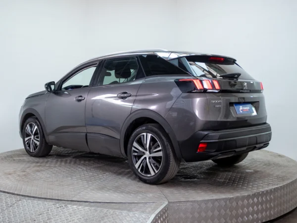 Peugeot 3008 2023 usado — Pompeyo Carrasco — foto 5