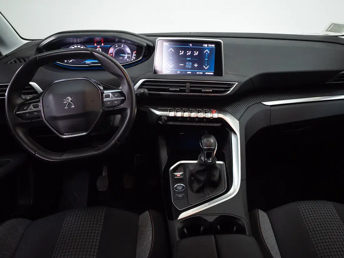 Peugeot 3008 — foto 14 de 19