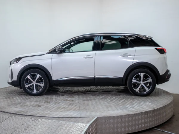 Peugeot 3008 2023 usado — Pompeyo Carrasco — foto 3