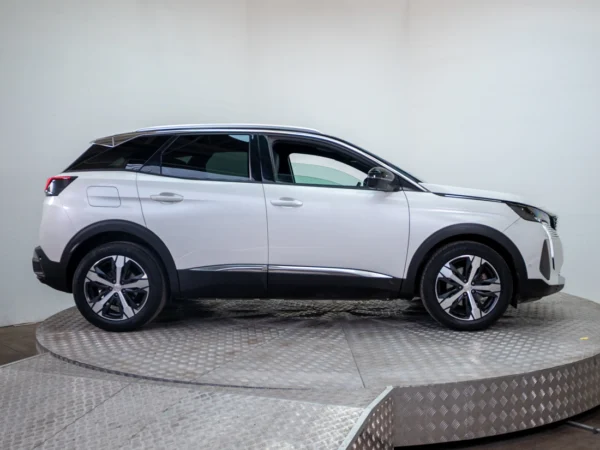 Peugeot 3008 2023 usado — Pompeyo Carrasco — foto 7