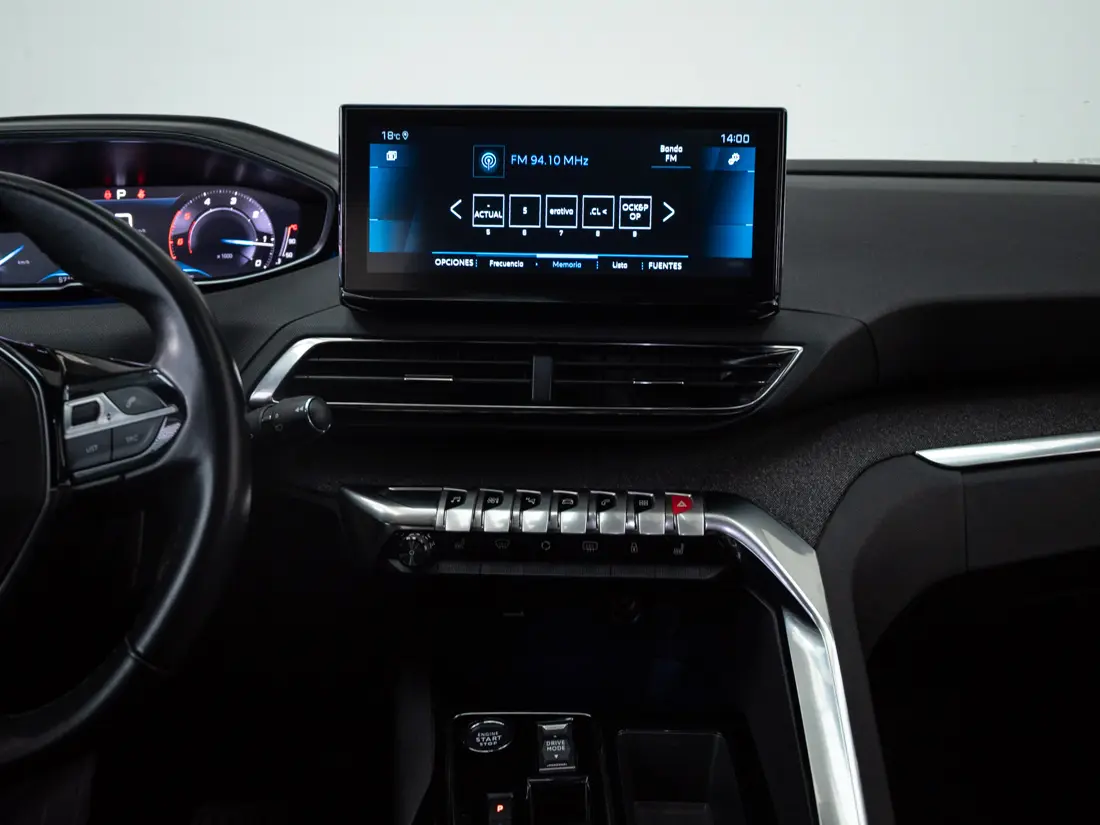 Peugeot 3008 — foto 15 de 19