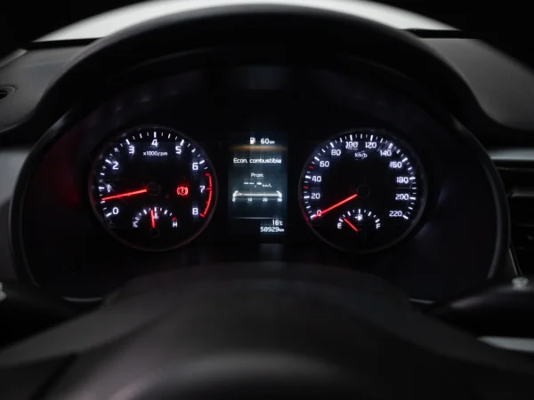 Kia RIO 4 2023 usado — Pompeyo Carrasco — foto 12