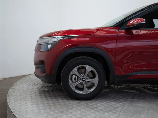 Kia SELTOS 2023 usado — Pompeyo Carrasco — foto 16