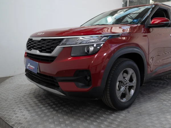 Kia SELTOS 2023 usado — Pompeyo Carrasco — foto 17
