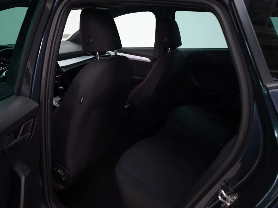 SEAT Ibiza — foto 13 de 20