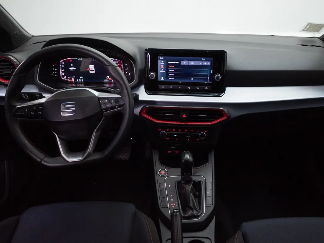 SEAT Ibiza — foto 14 de 20
