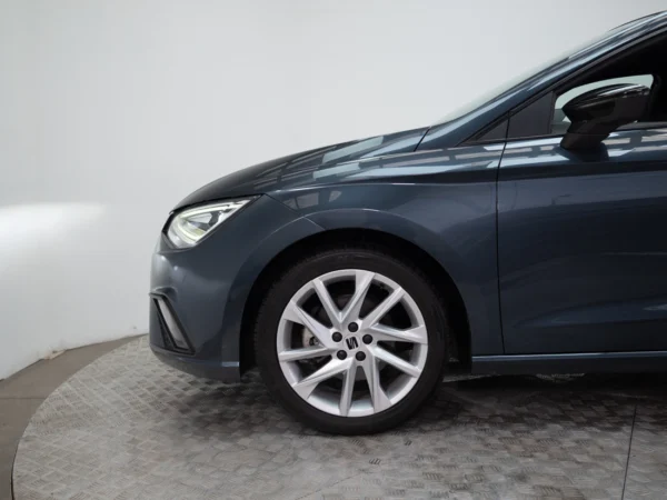 SEAT IBIZA 2023 usado — Pompeyo Carrasco — foto 17