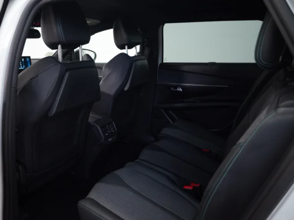 Peugeot NUEVO 5008 2023 usado — Pompeyo Carrasco — foto 13