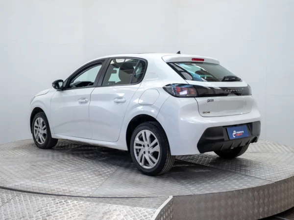 Peugeot 208 2023 usado — Pompeyo Carrasco — foto 4
