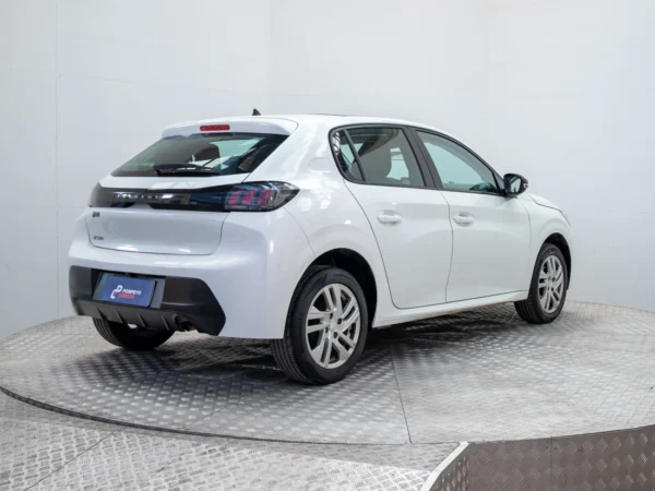 Peugeot 208 2023 usado — Pompeyo Carrasco — foto 6