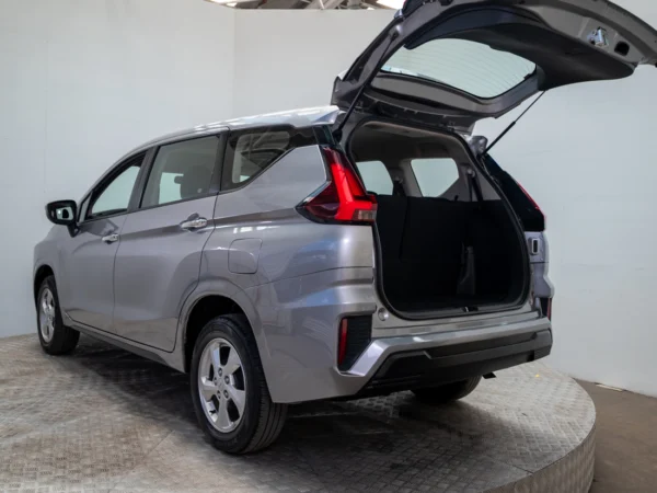 MITSUBISHI XPANDER 2024 usado — Pompeyo Carrasco — foto 9