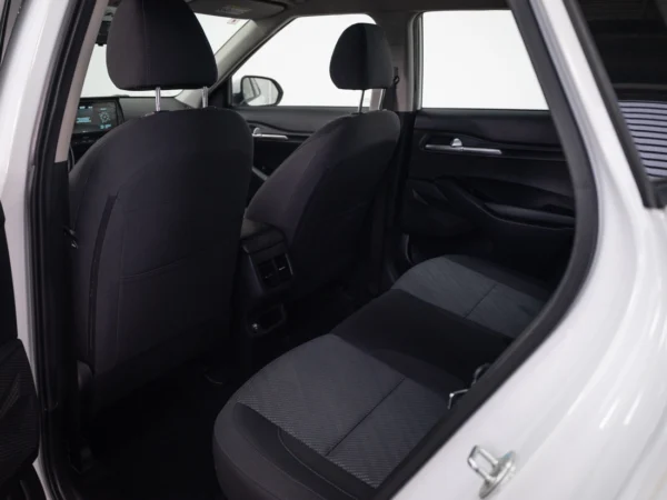 Kia SELTOS 2023 usado — Pompeyo Carrasco — foto 13