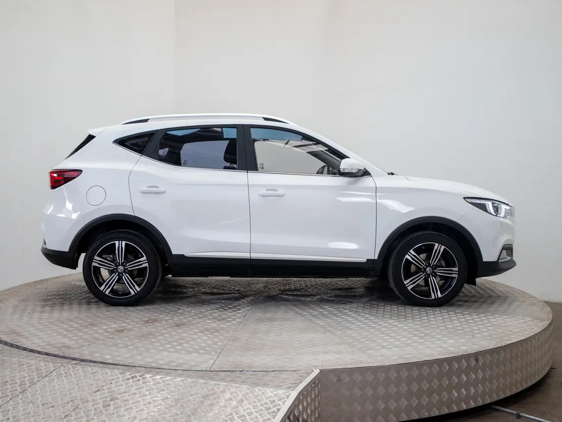 MG Zs — foto 7 de 20