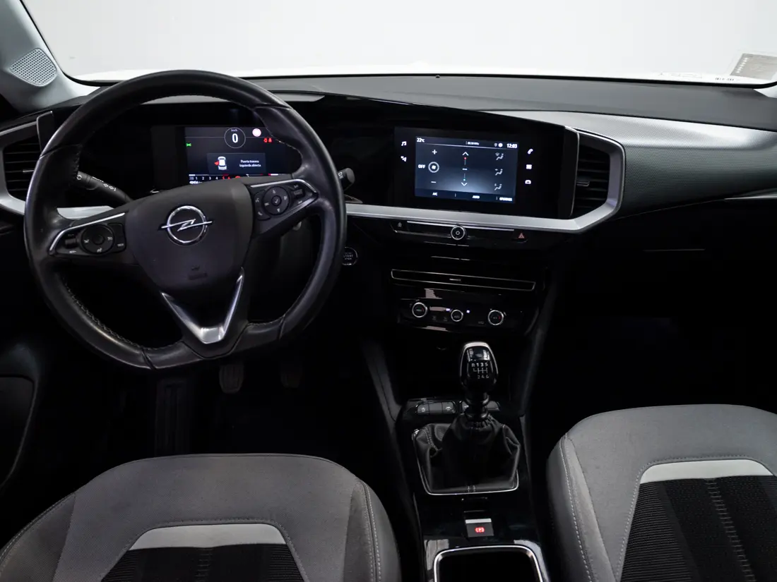 Opel Mokka — foto 14 de 18