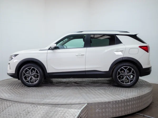SSANGYONG NEW KORANDO 2023 usado — Pompeyo Carrasco — foto 3