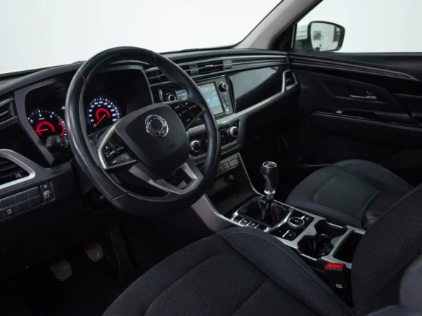 SSANGYONG NEW KORANDO 2023 usado — Pompeyo Carrasco — foto 10