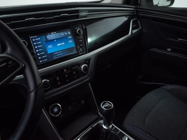 SSANGYONG NEW KORANDO 2023 usado — Pompeyo Carrasco — foto 11