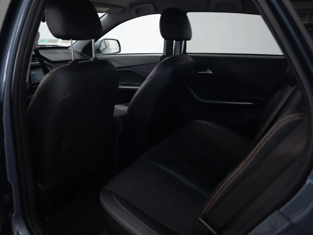 Chery Tiggo 2 — foto 13 de 19