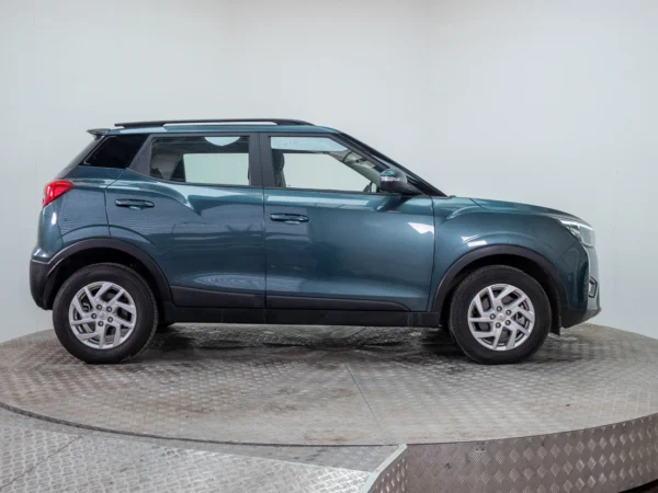 MAHINDRA XUV300 2024 usado — Pompeyo Carrasco — foto 7