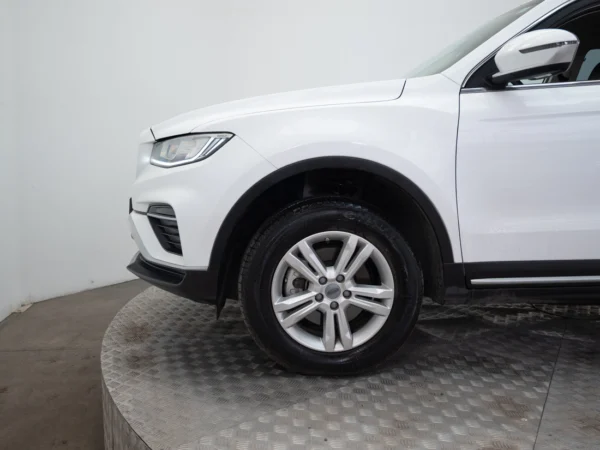 Geely AZKARRA 2024 usado — Pompeyo Carrasco — foto 16