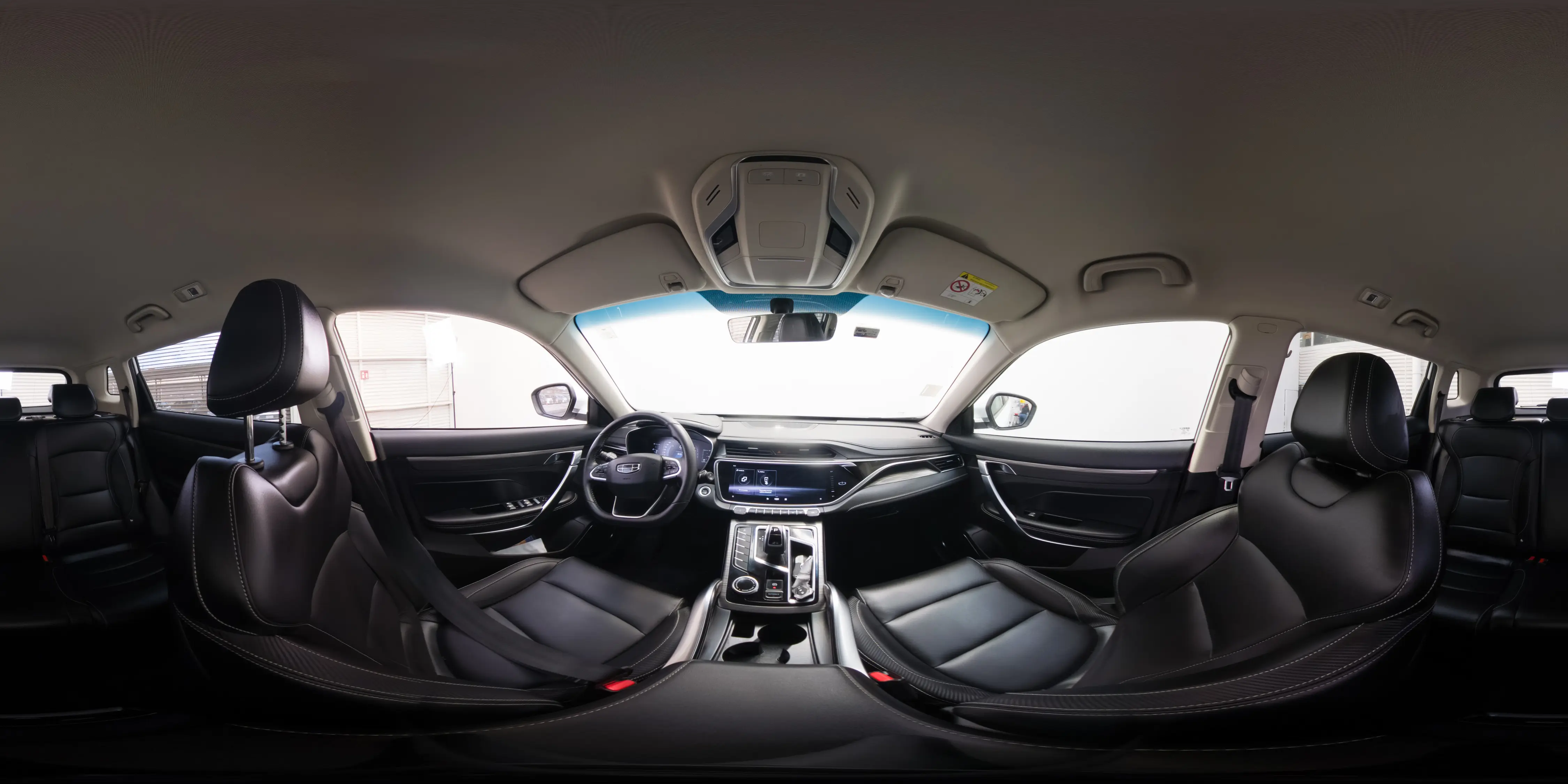 Geely Azkarra — foto 19 de 19