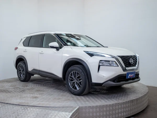 NISSAN X-TRAIL 2024 usado — Pompeyo Carrasco — foto 8