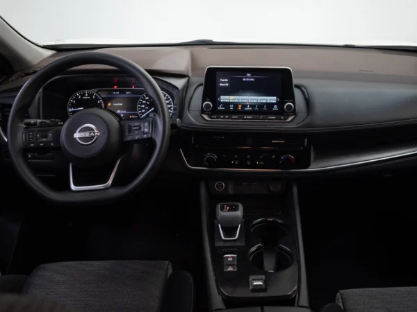 NISSAN X-TRAIL 2024 usado — Pompeyo Carrasco — foto 14
