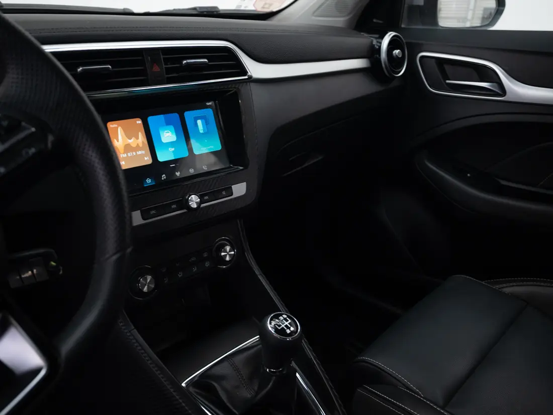 MG Zs — foto 11 de 19