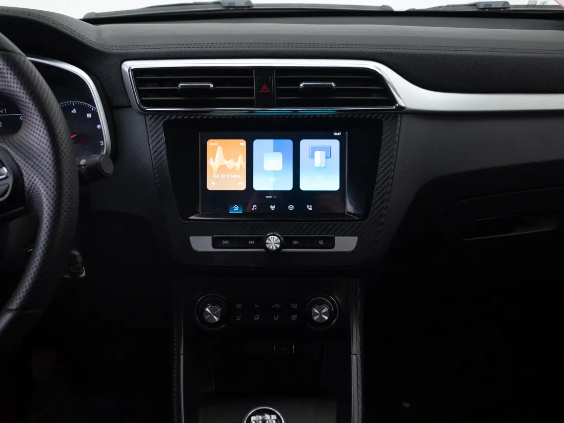 MG Zs — foto 15 de 19
