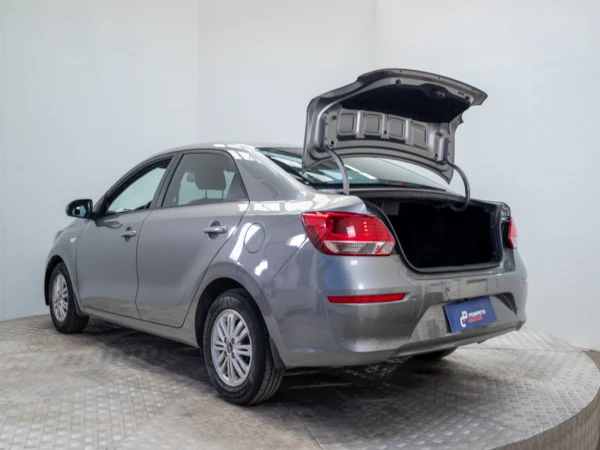 Kia SOLUTO 2024 usado — Pompeyo Carrasco — foto 10