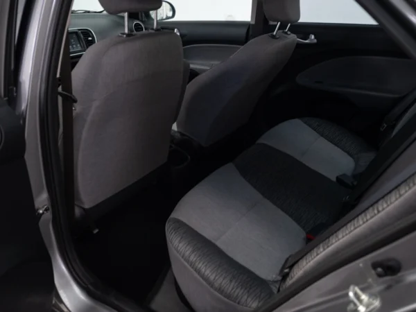 Kia SOLUTO 2024 usado — Pompeyo Carrasco — foto 14