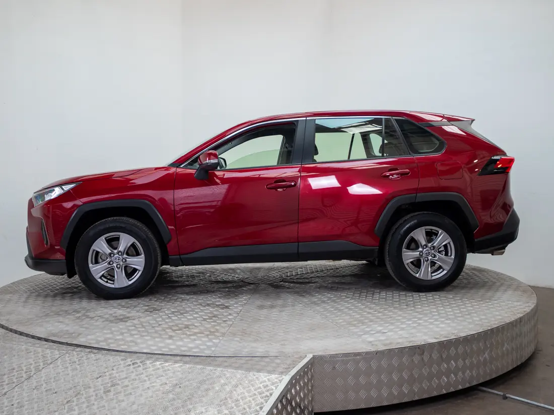 Toyota RAV4 — foto 3 de 19