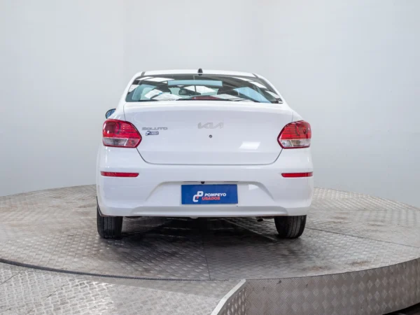 Kia SOLUTO 2024 usado — Pompeyo Carrasco — foto 5