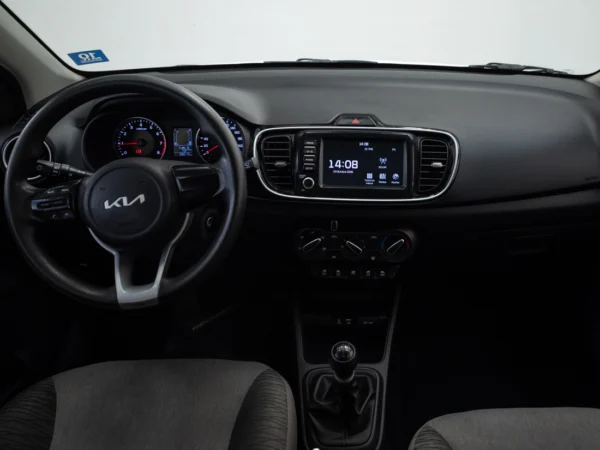 Kia SOLUTO 2024 usado — Pompeyo Carrasco — foto 14