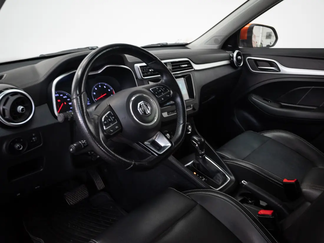 MG Zs — foto 10 de 20