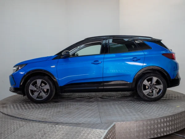 Opel GRANDLAND 2024 usado — Pompeyo Carrasco — foto 3