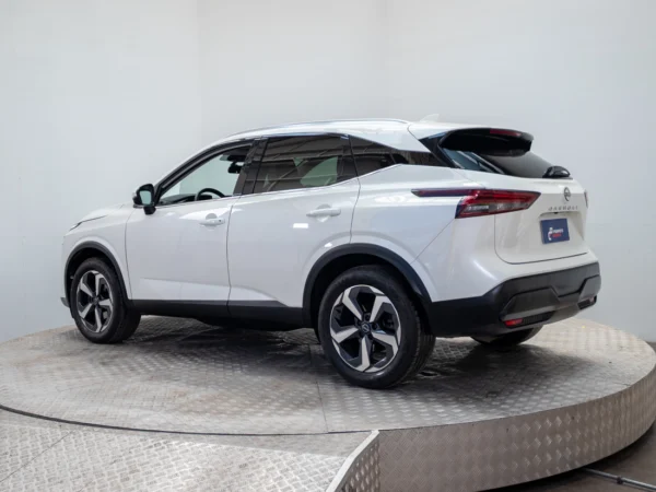 NISSAN QASHQAI 2024 usado — Pompeyo Carrasco — foto 4
