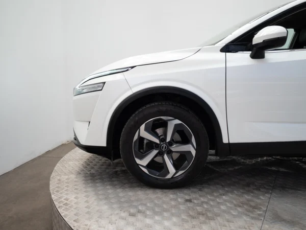 NISSAN QASHQAI 2024 usado — Pompeyo Carrasco — foto 16