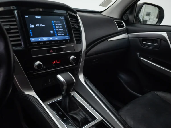 MITSUBISHI MONTERO SPORT 2024 usado — Pompeyo Carrasco — foto 11