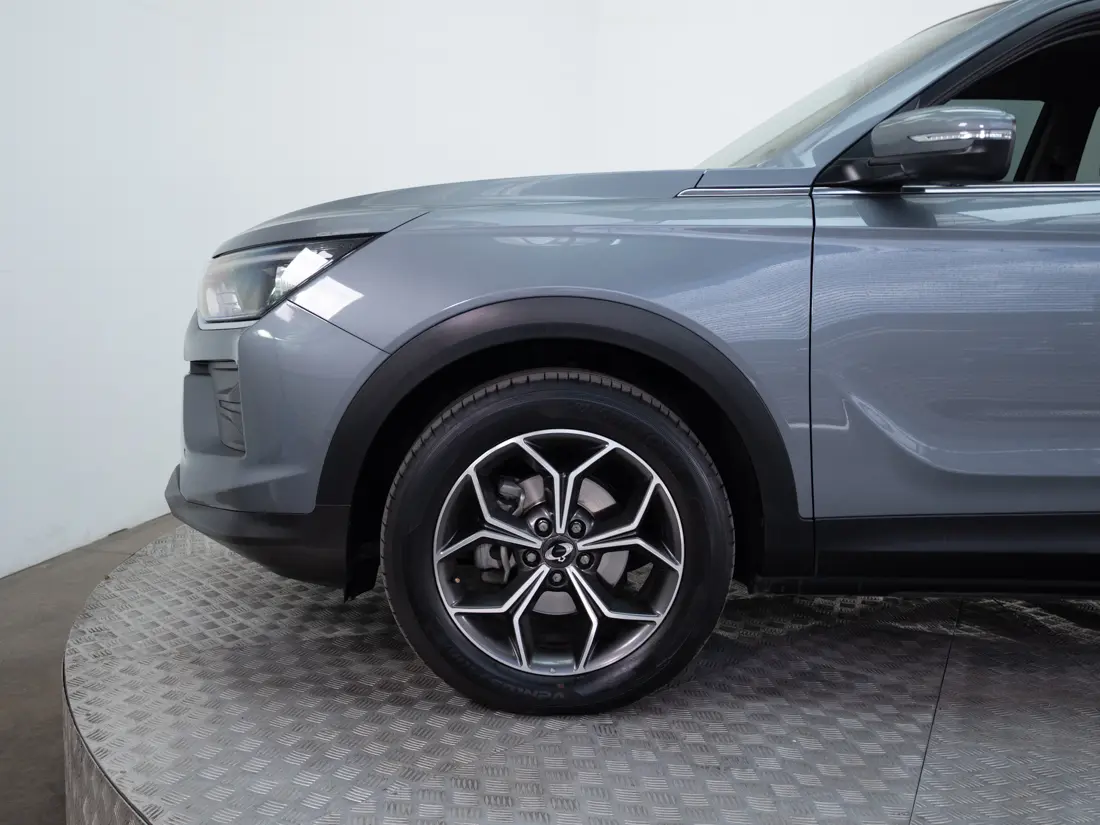 SsangYong Korando — foto 16 de 19
