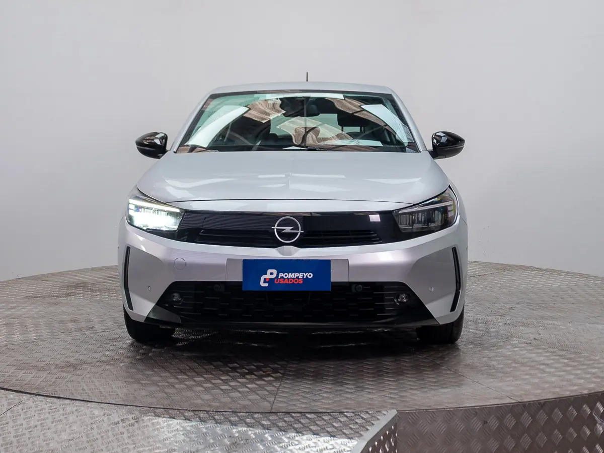 Opel Corsa — foto 2 de 17