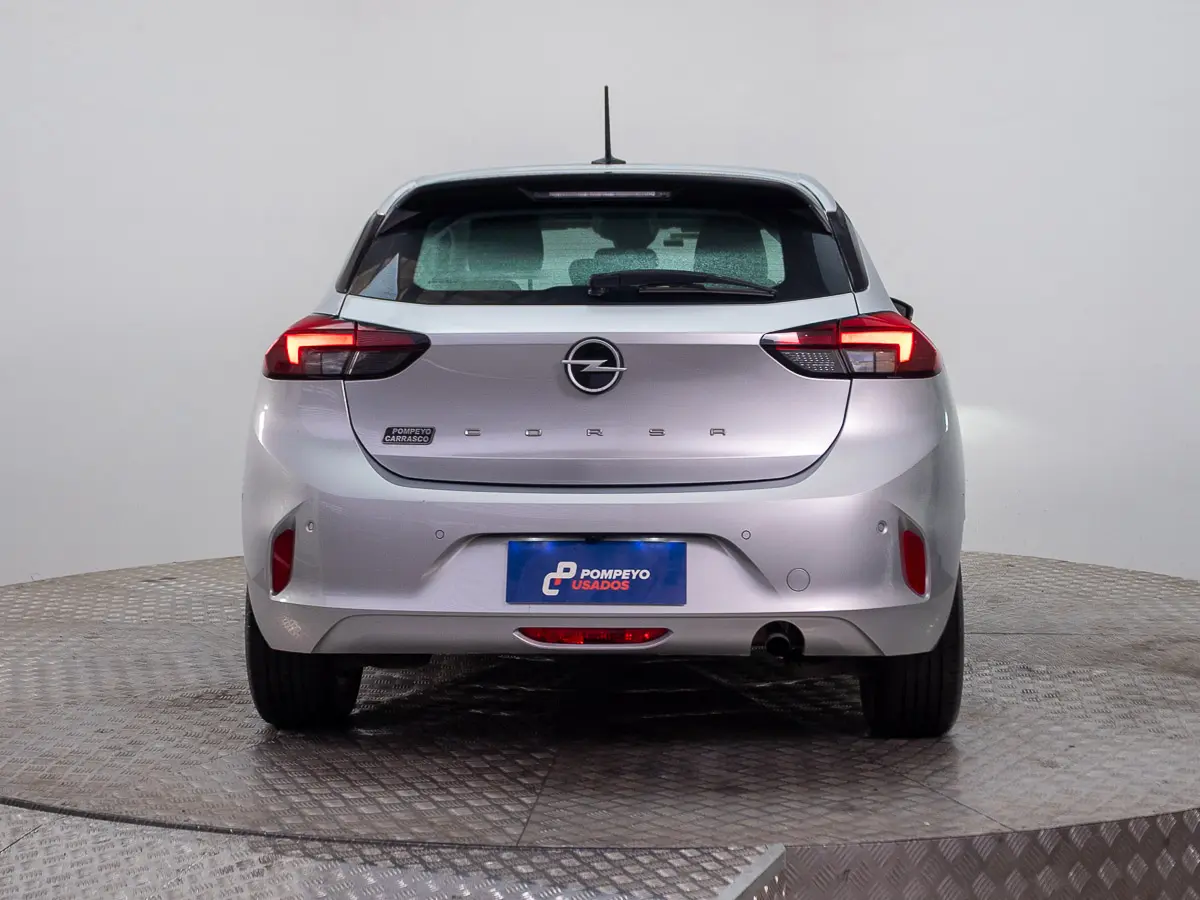 Opel Corsa — foto 5 de 17