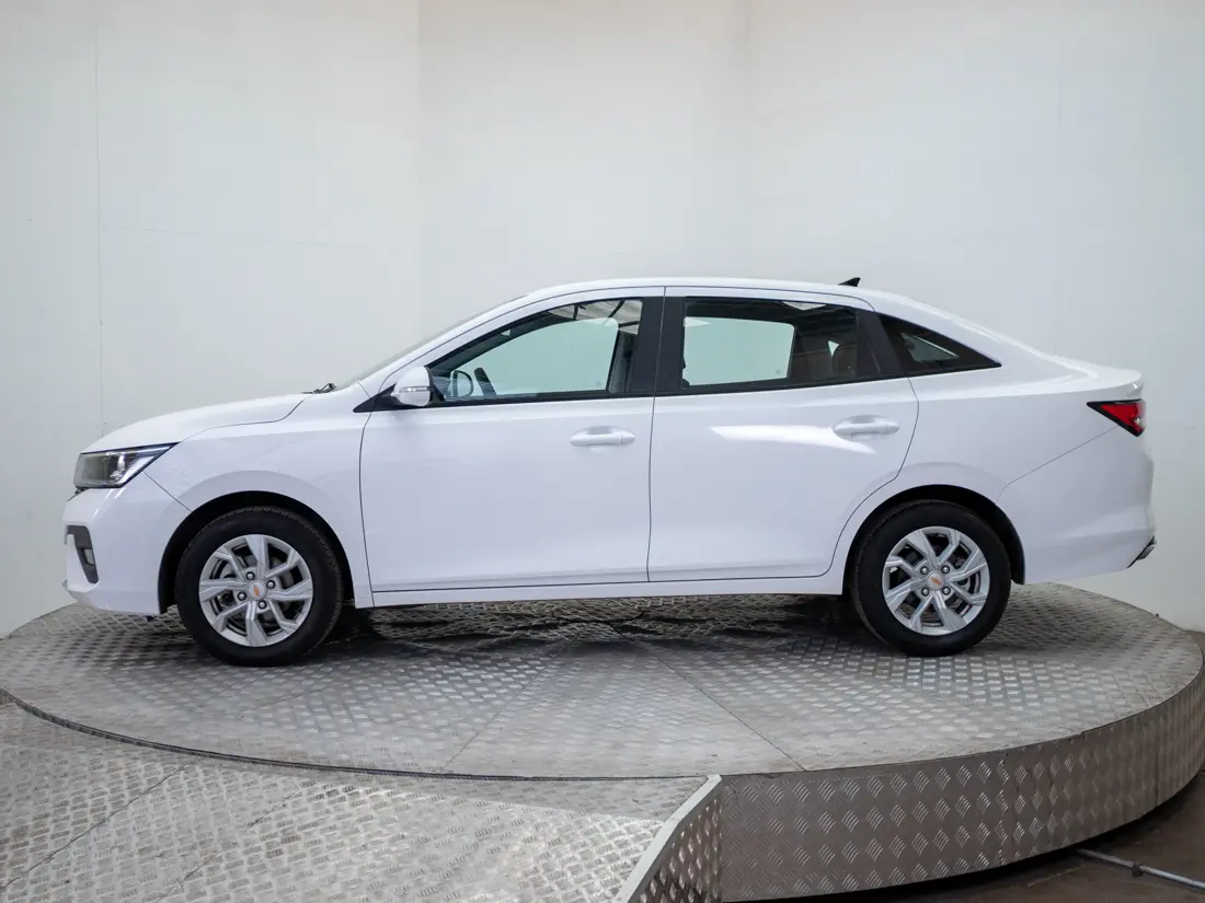 Chevrolet Sail — foto 3 de 19
