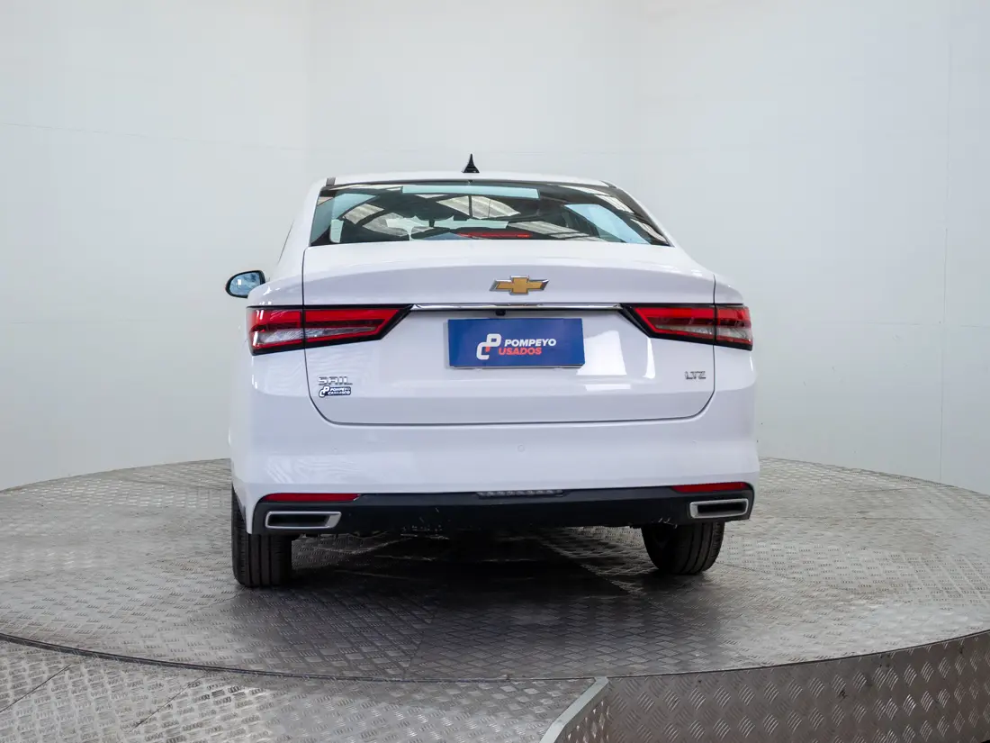 Chevrolet Sail — foto 5 de 19